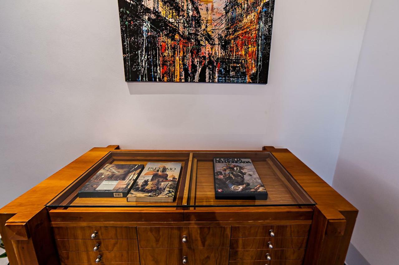 Corso Vittorio Giuliano Family Apartment Palermo Bagian luar foto