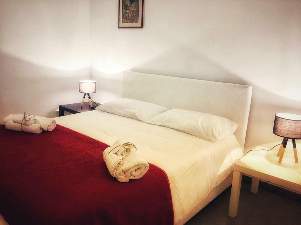 Corso Vittorio Giuliano Family Apartment Palermo Bagian luar foto